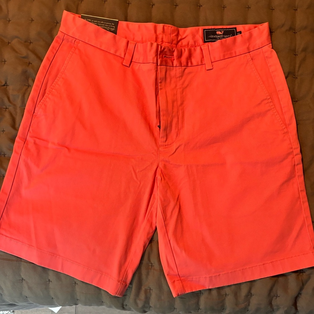 Vineyard Vines Breaker Short 33” waist 9” length